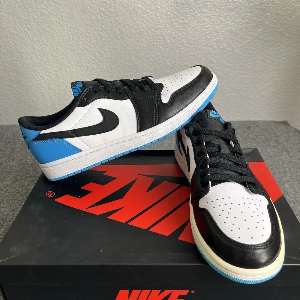 Nike Air Jordan 1 Retro Low OG White Powder Blue Black UNC CZ0790-104 Size 10.5